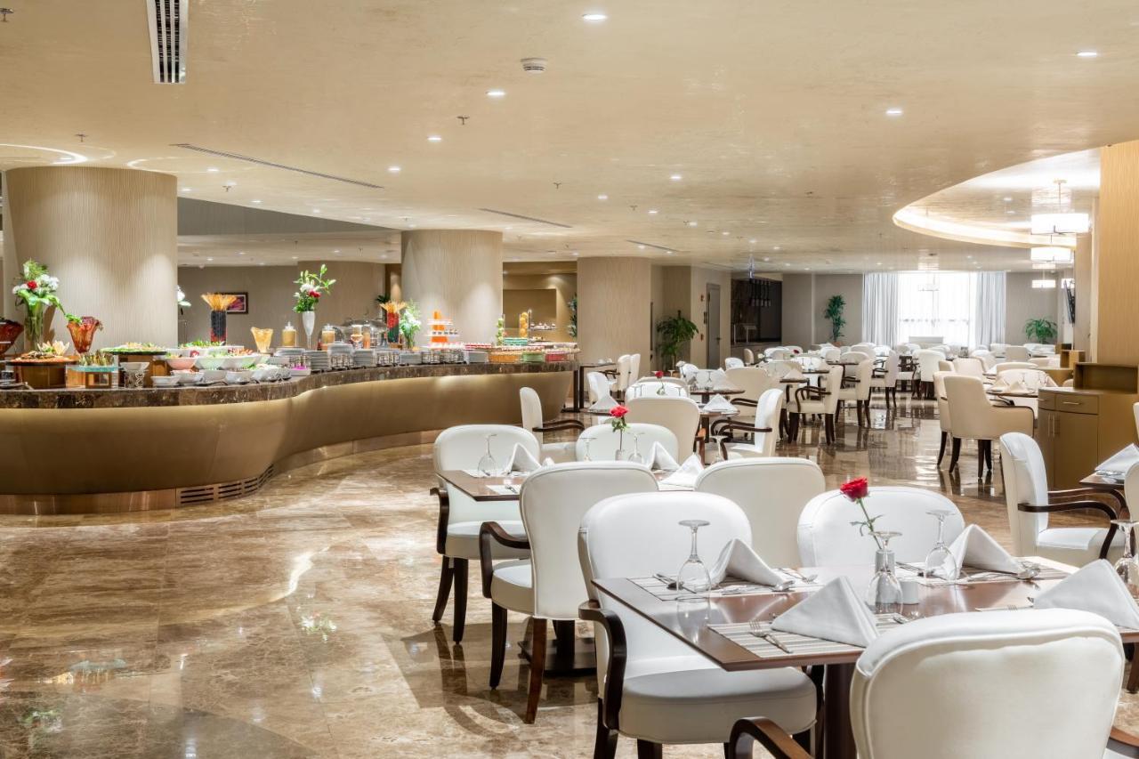 밀레니엄 마카 알 나심 호텔 메카 외부 사진 The hotel's restaurant